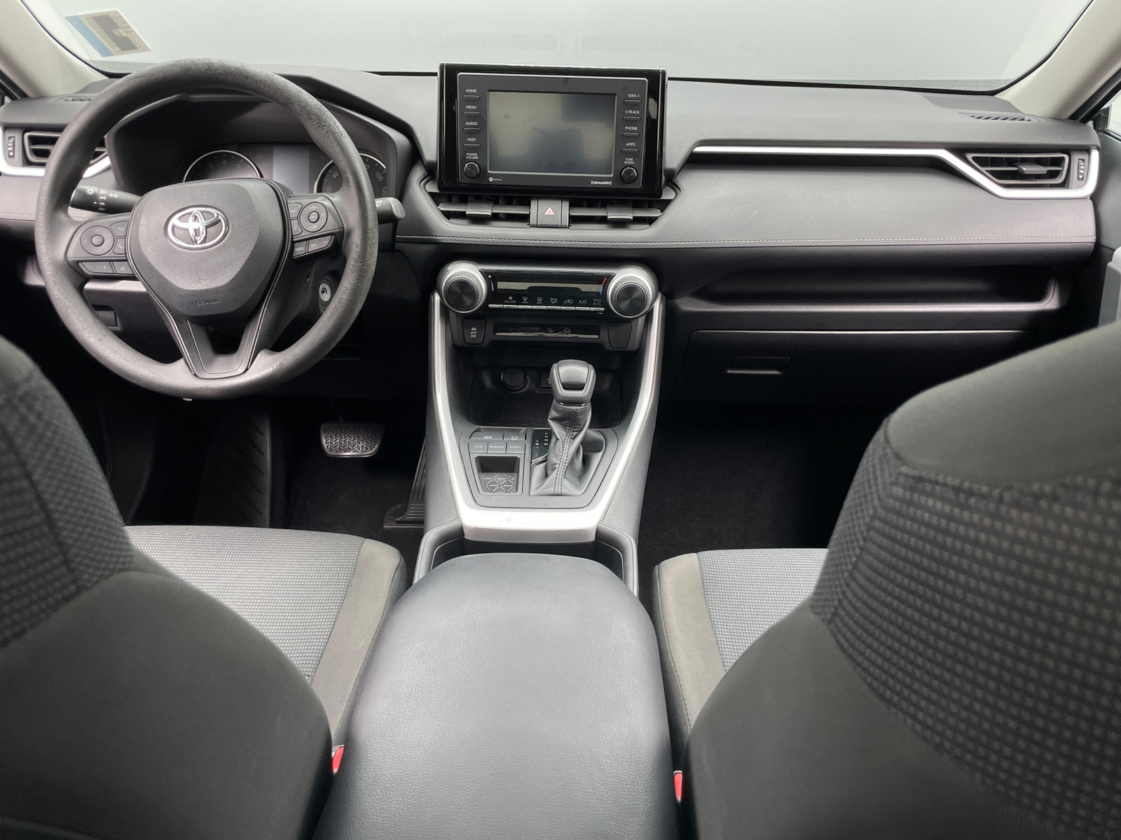 Thumbnail: 2021 Toyota RAV4 - 3