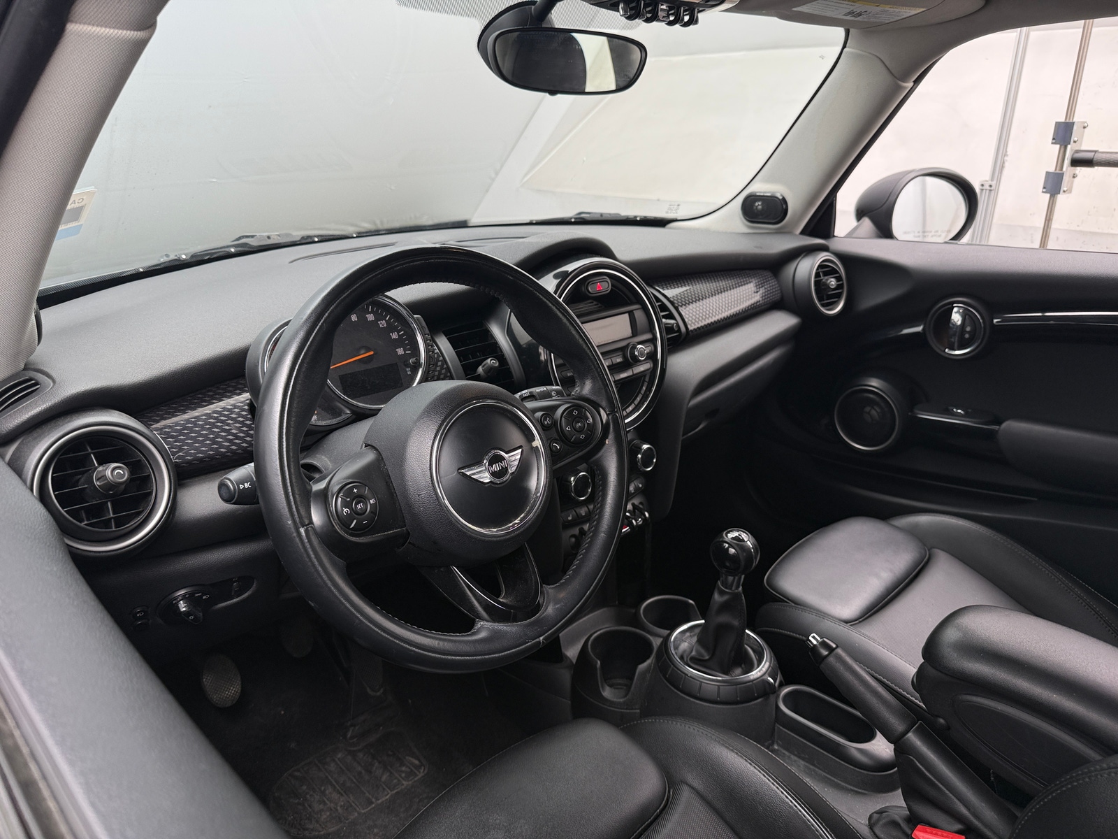 Thumbnail: 2015 MINI Cooper Hardtop - 2