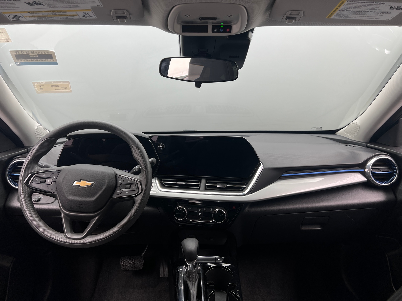 Thumbnail: 2025 Chevrolet Trax - 3