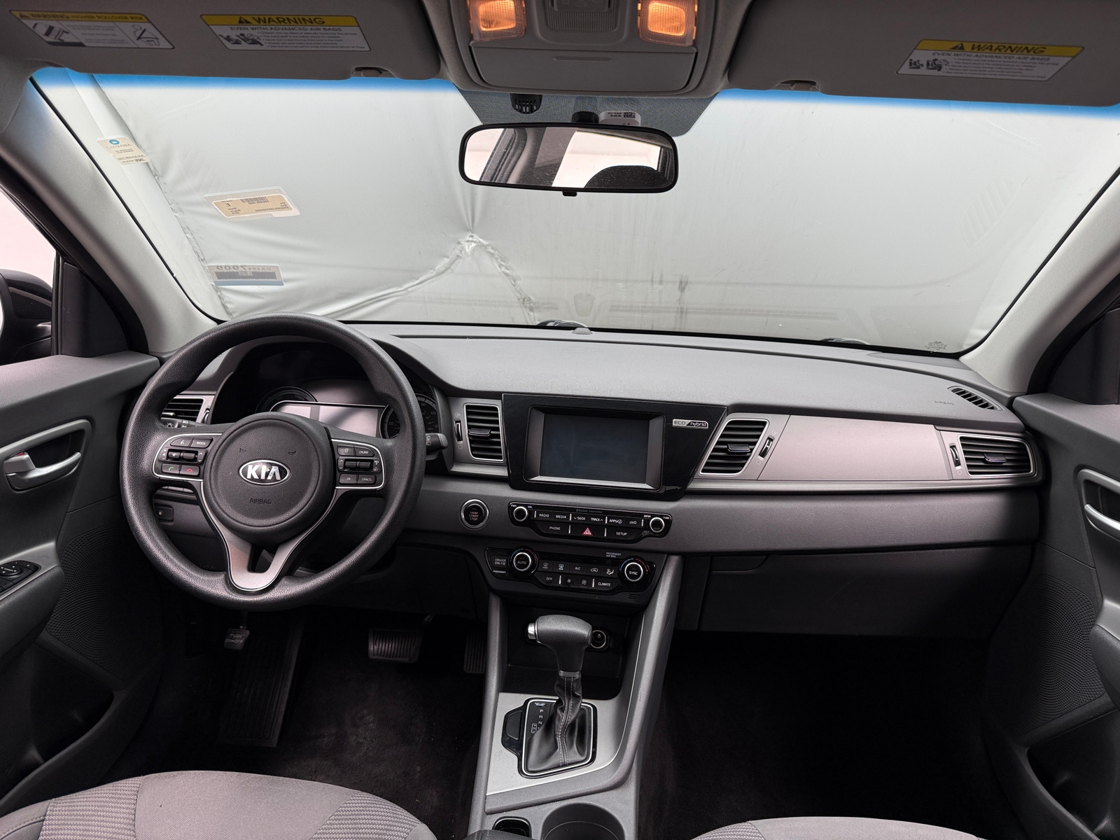 Thumbnail: 2019 Kia Niro - 3