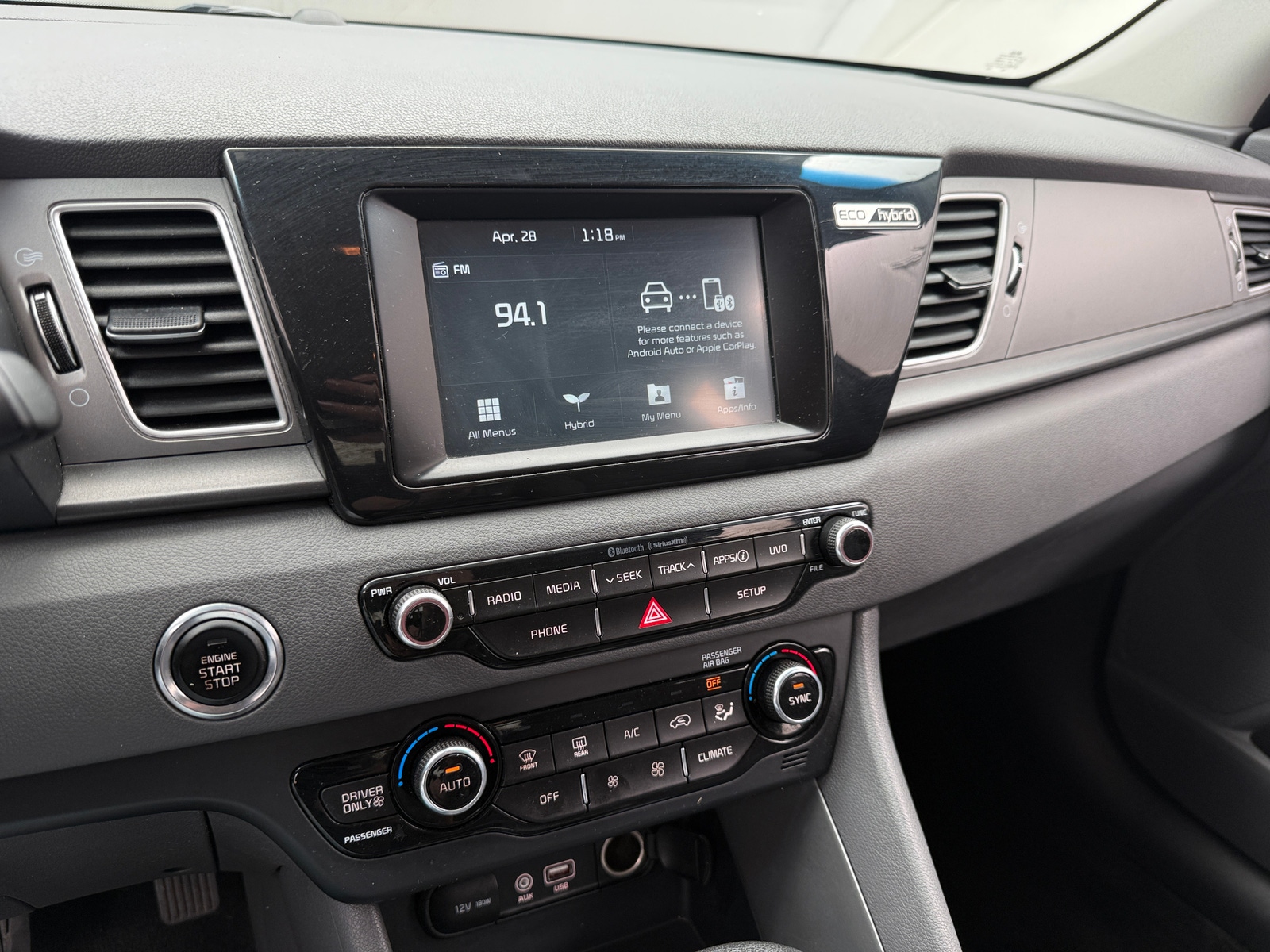 Thumbnail: 2019 Kia Niro - 4