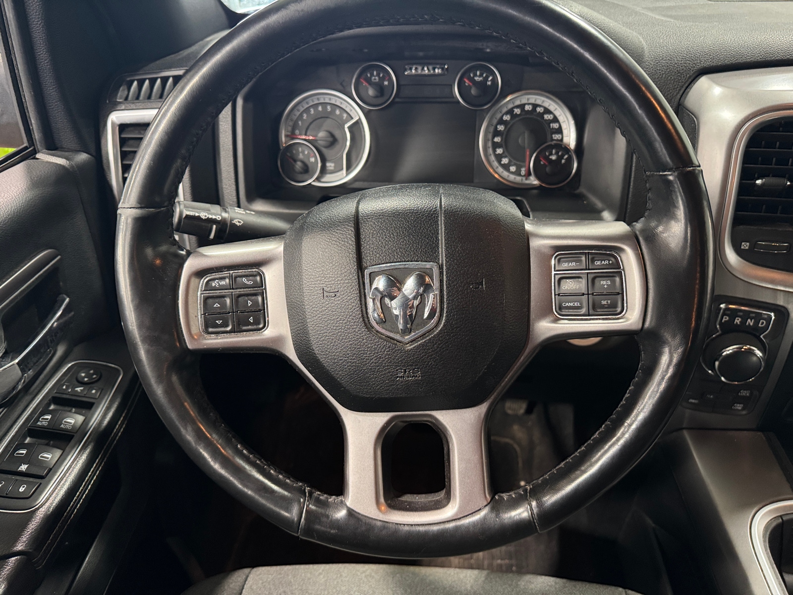 Thumbnail: 2021 RAM 1500 Classic - 5