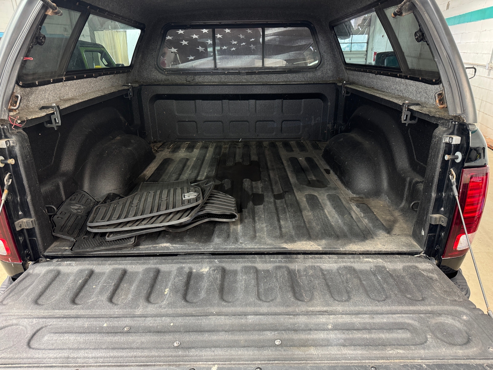 Thumbnail: 2021 RAM 1500 Classic - 7