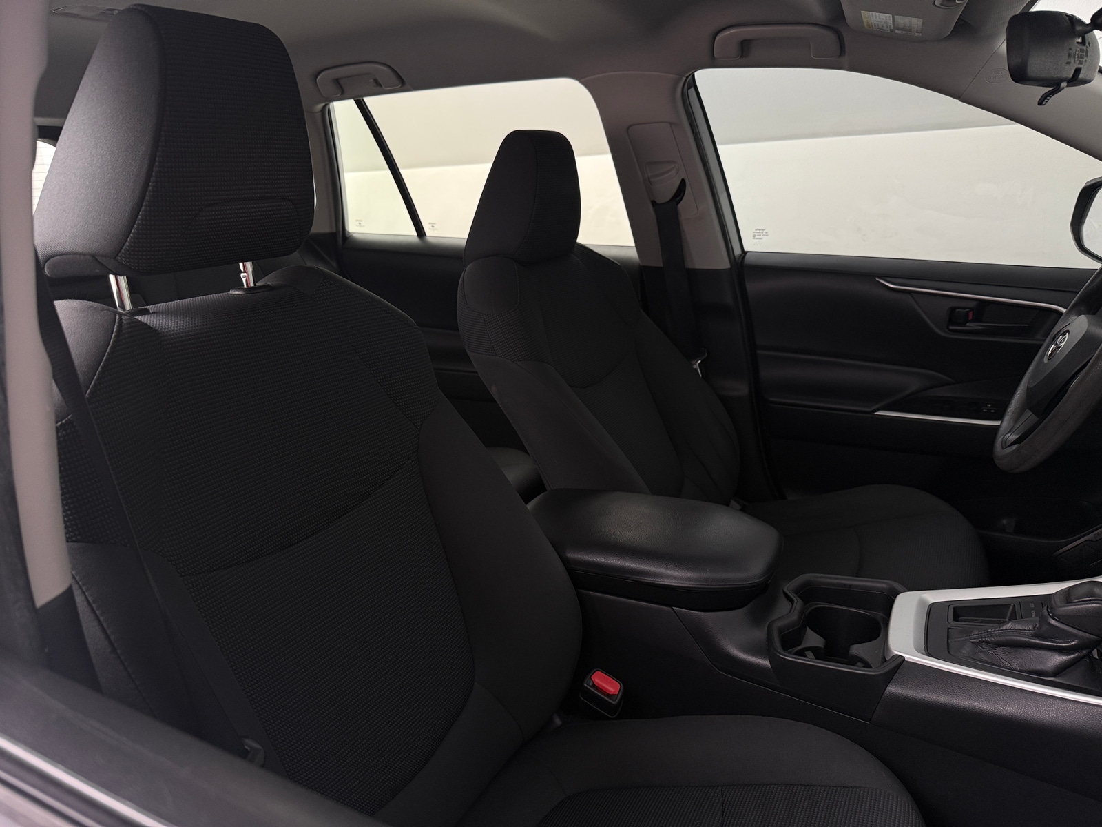 Thumbnail: 2020 Toyota RAV4 - 2