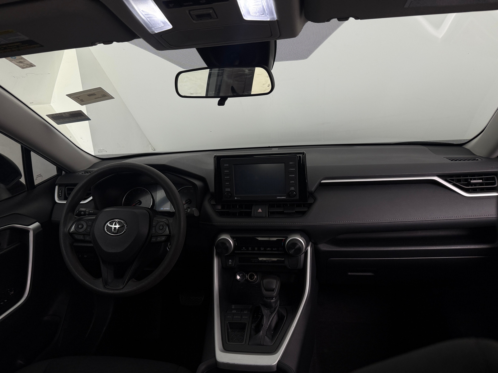 Thumbnail: 2020 Toyota RAV4 - 3