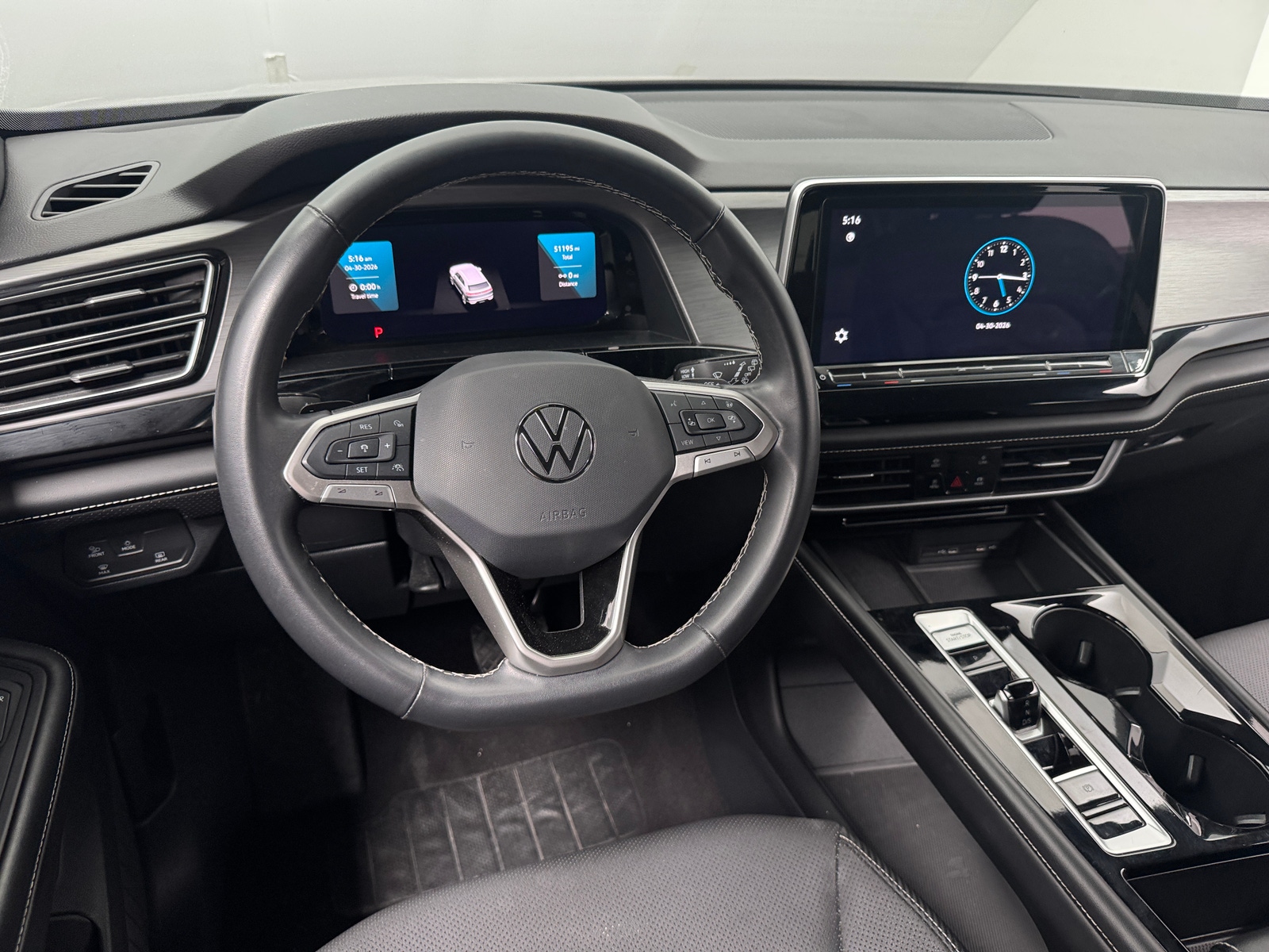 Thumbnail: 2024 Volkswagen Atlas - 4
