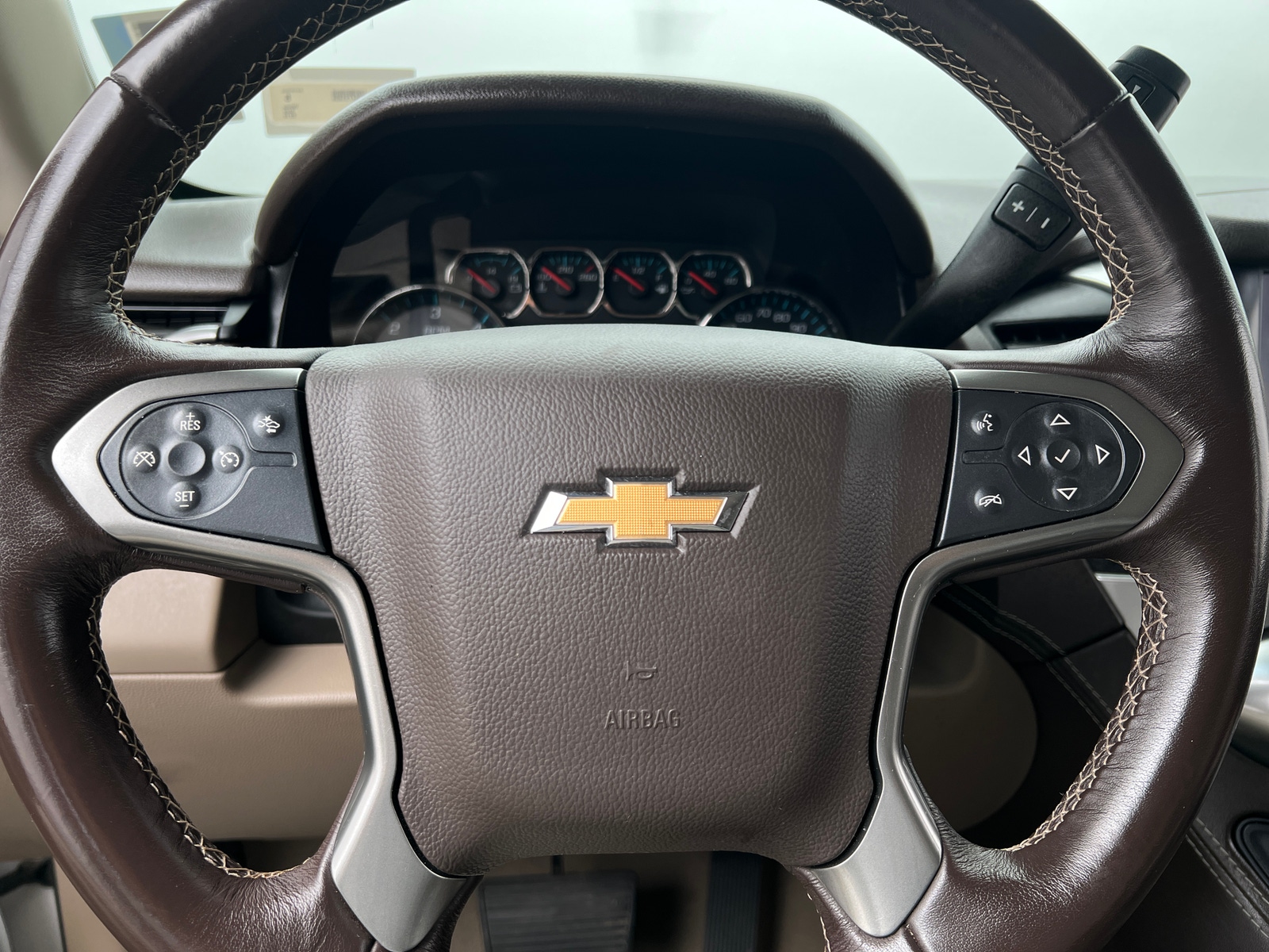 Thumbnail: 2019 Chevrolet Tahoe - 4