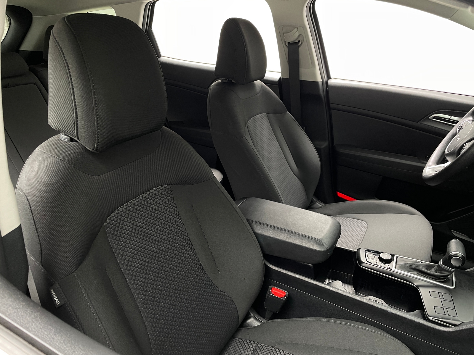 Thumbnail: 2025 Kia Sportage - 2