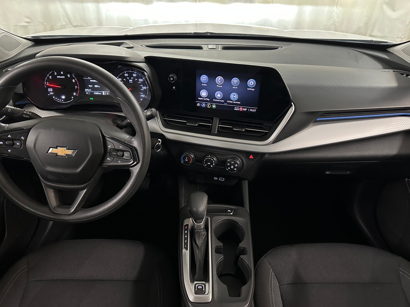 Thumbnail: 2025 Chevrolet Trax - 3
