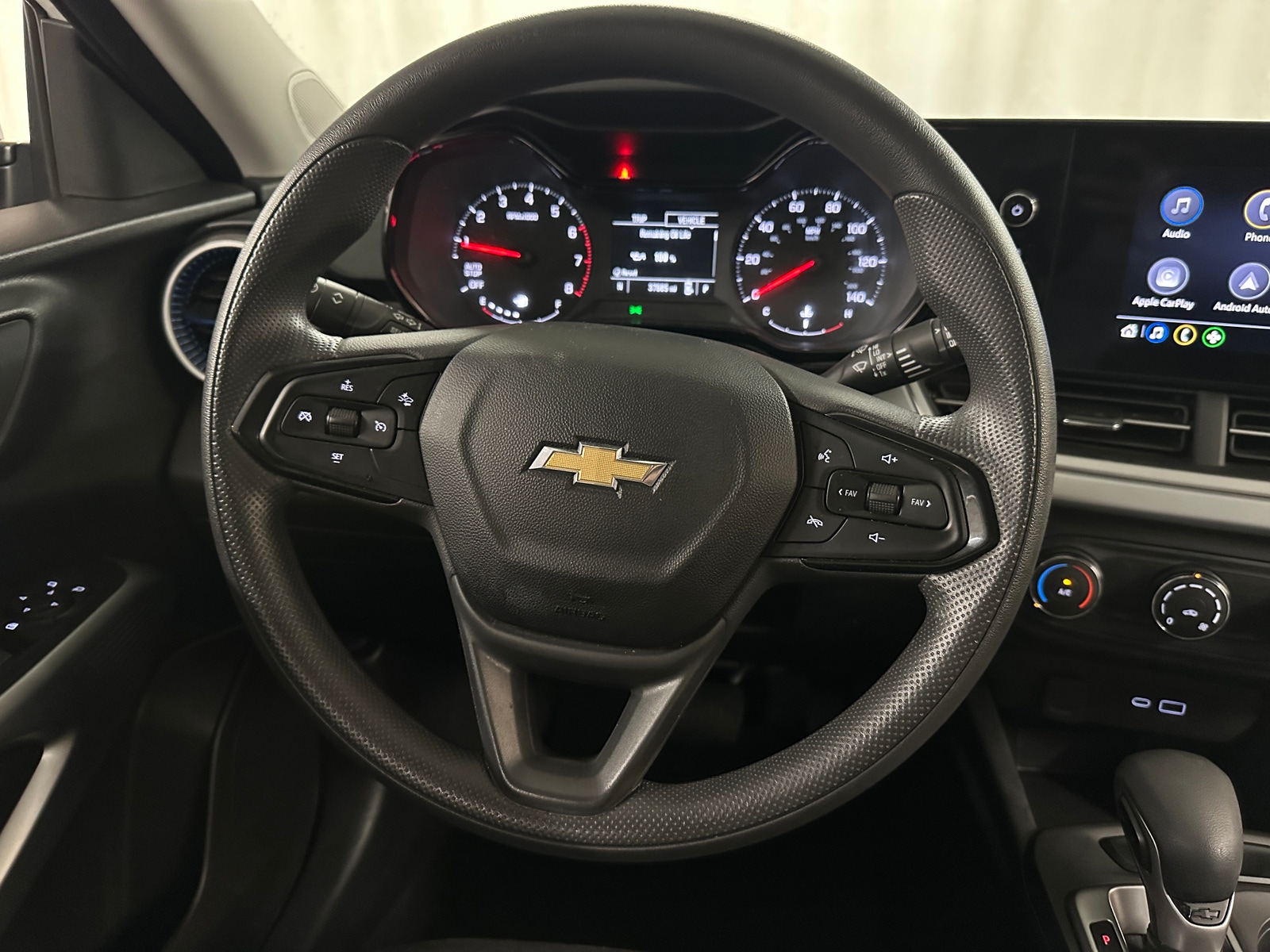 Thumbnail: 2025 Chevrolet Trax - 5
