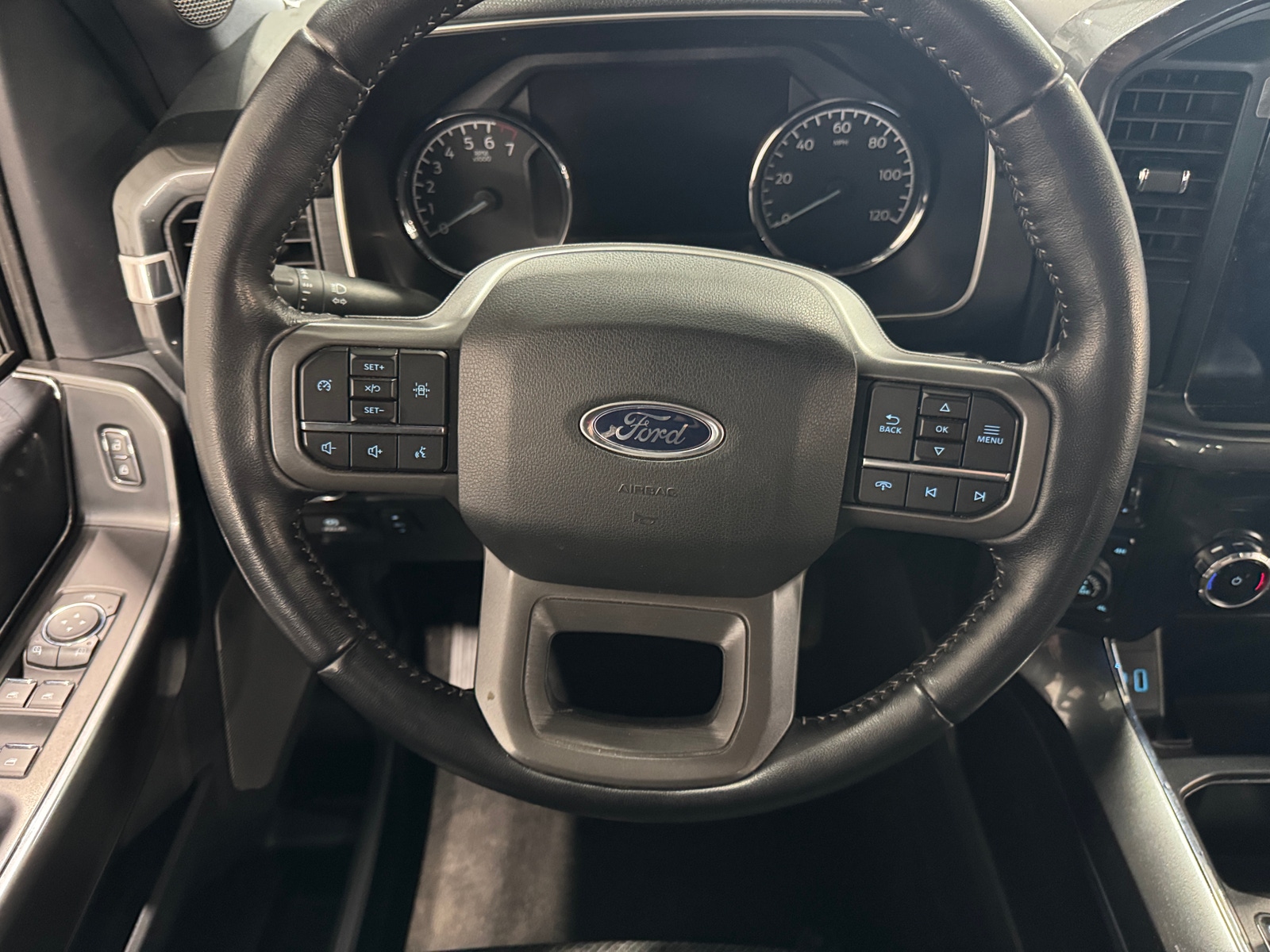 Thumbnail: 2022 Ford Econoline - 5