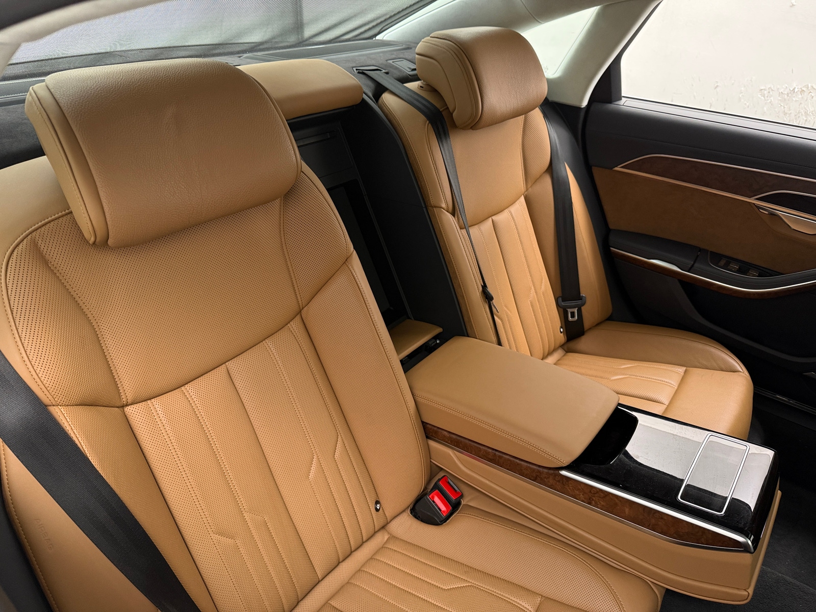 Thumbnail: 2019 Audi A8 - 5