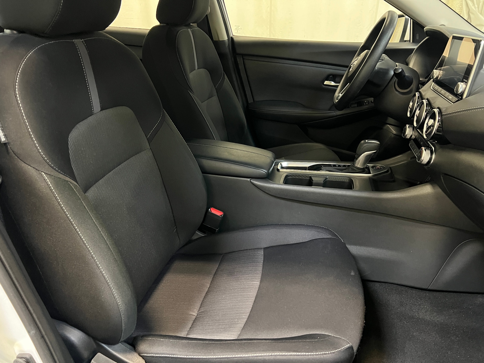 Thumbnail: 2025 Nissan Sentra - 2