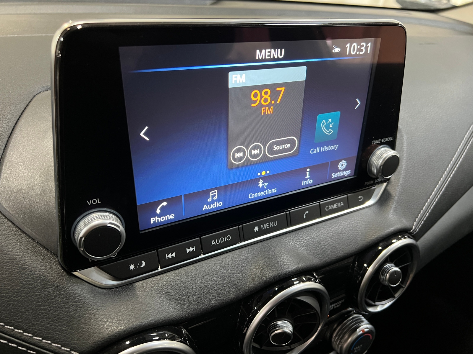 Thumbnail: 2025 Nissan Sentra - 4