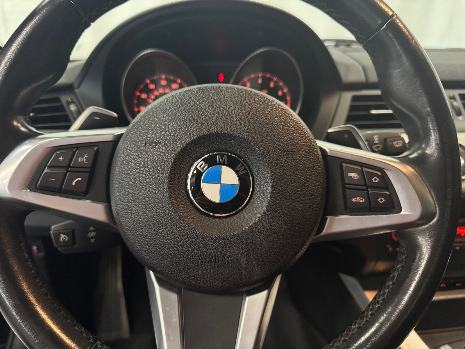 Thumbnail: 2012 BMW Z4 - 3