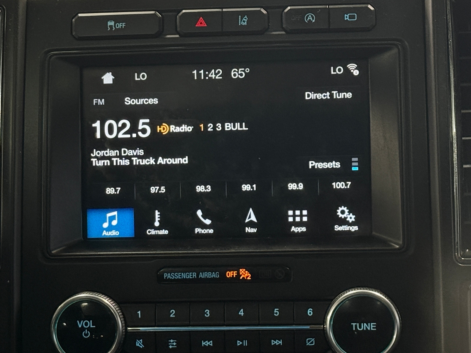 Thumbnail: 2018 Ford Expedition - 3