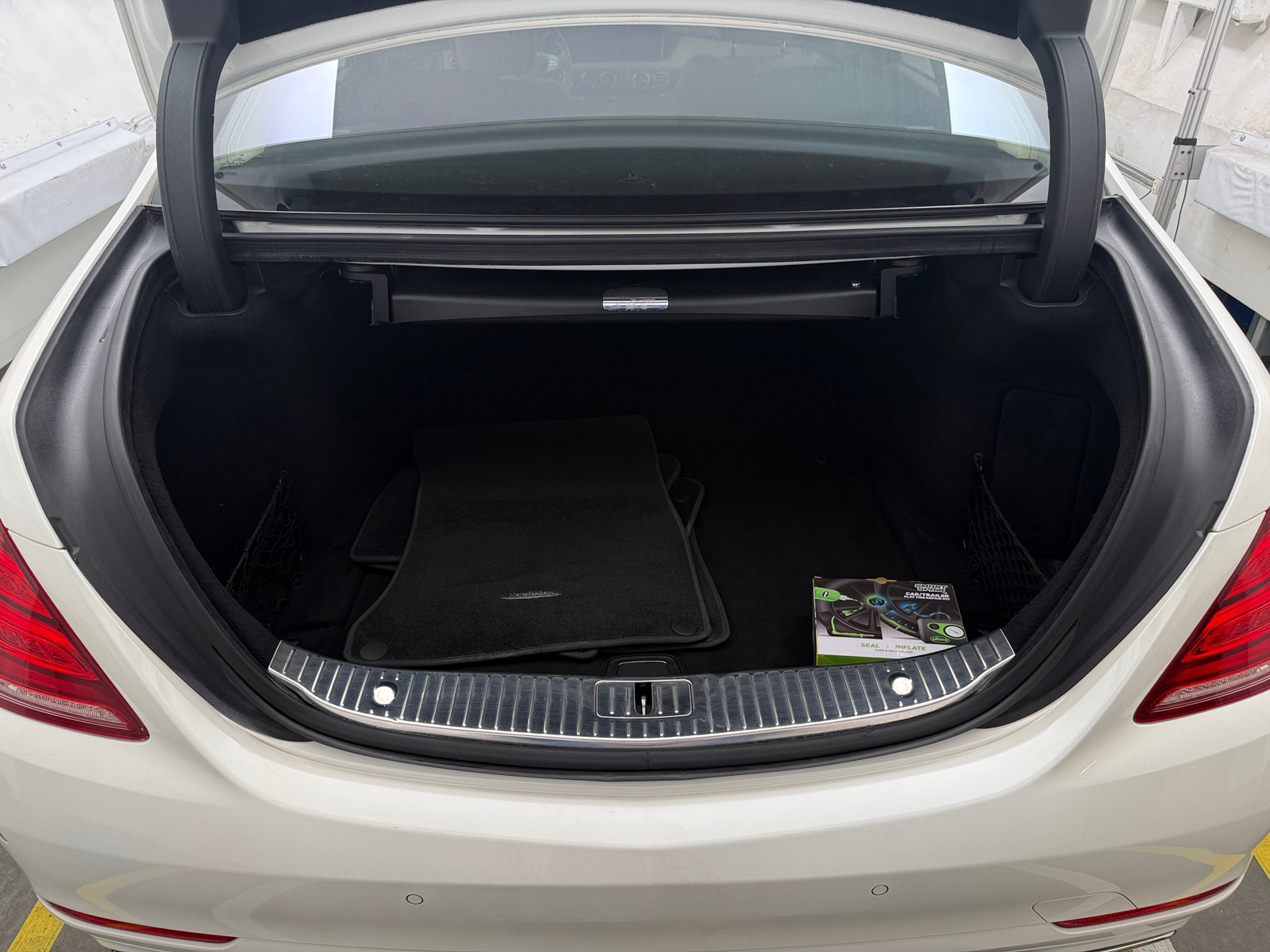 Thumbnail: 2014 Mercedes-Benz S-Class - 6