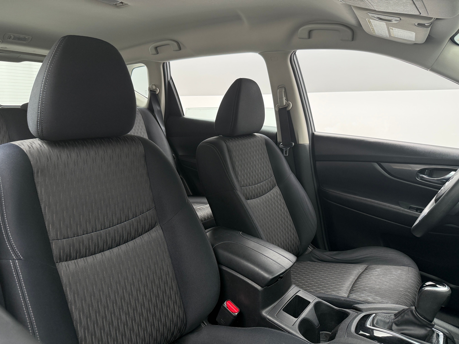 Thumbnail: 2017 Nissan Rogue - 2
