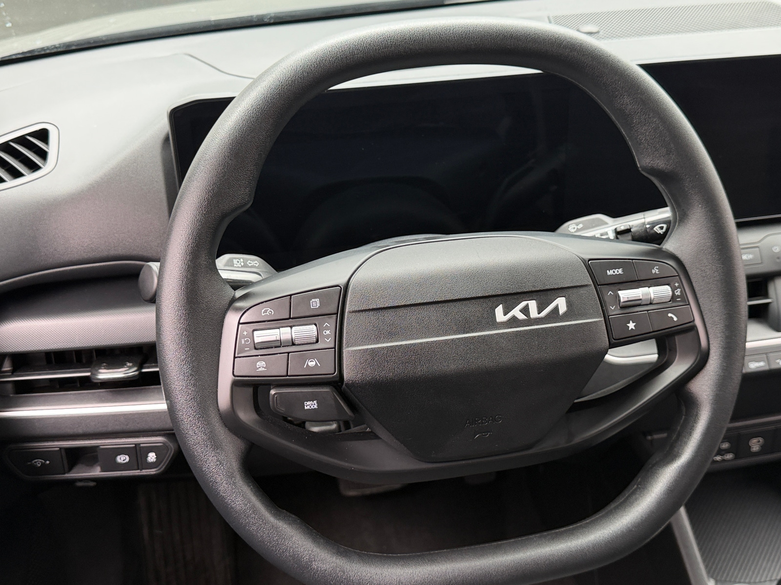 Thumbnail: 2025 Kia K4 - 5