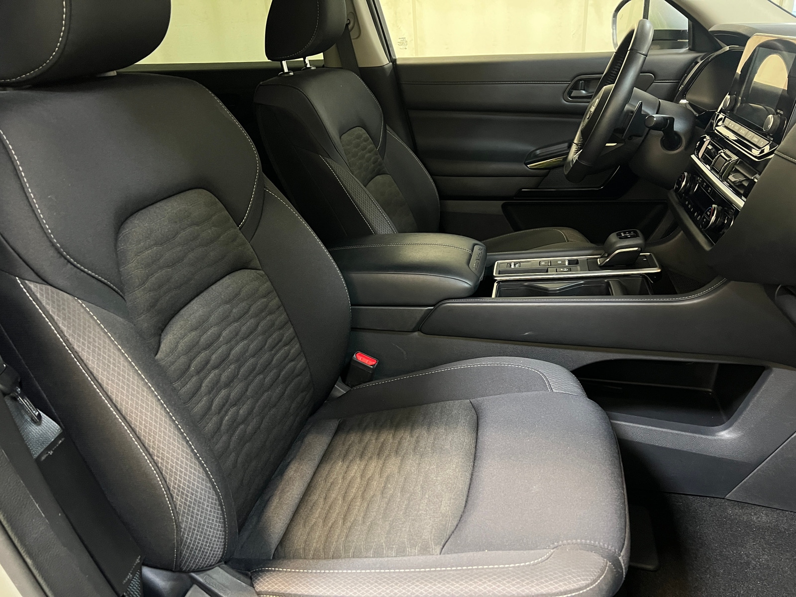 Thumbnail: 2025 Nissan Pathfinder - 2