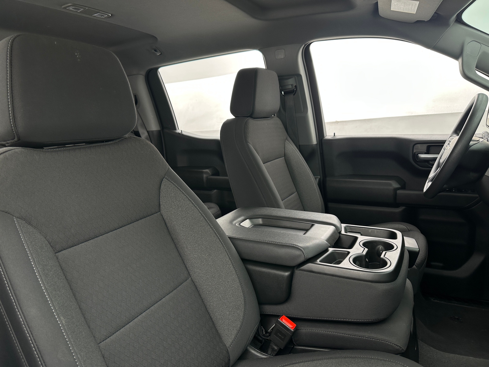 Thumbnail: 2025 Chevrolet Silverado 1500 - 2