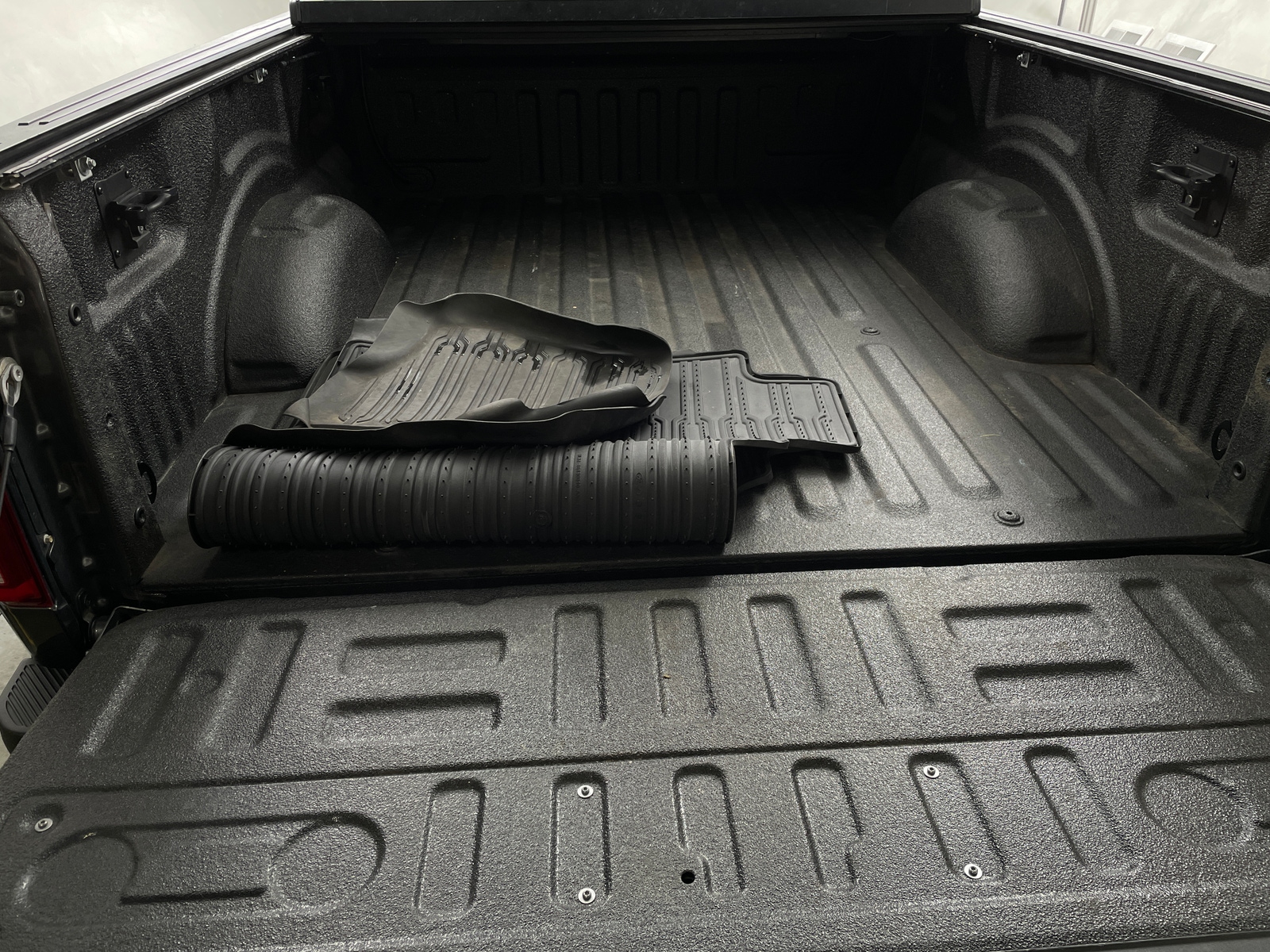 Thumbnail: 2018 Ford Econoline - 6