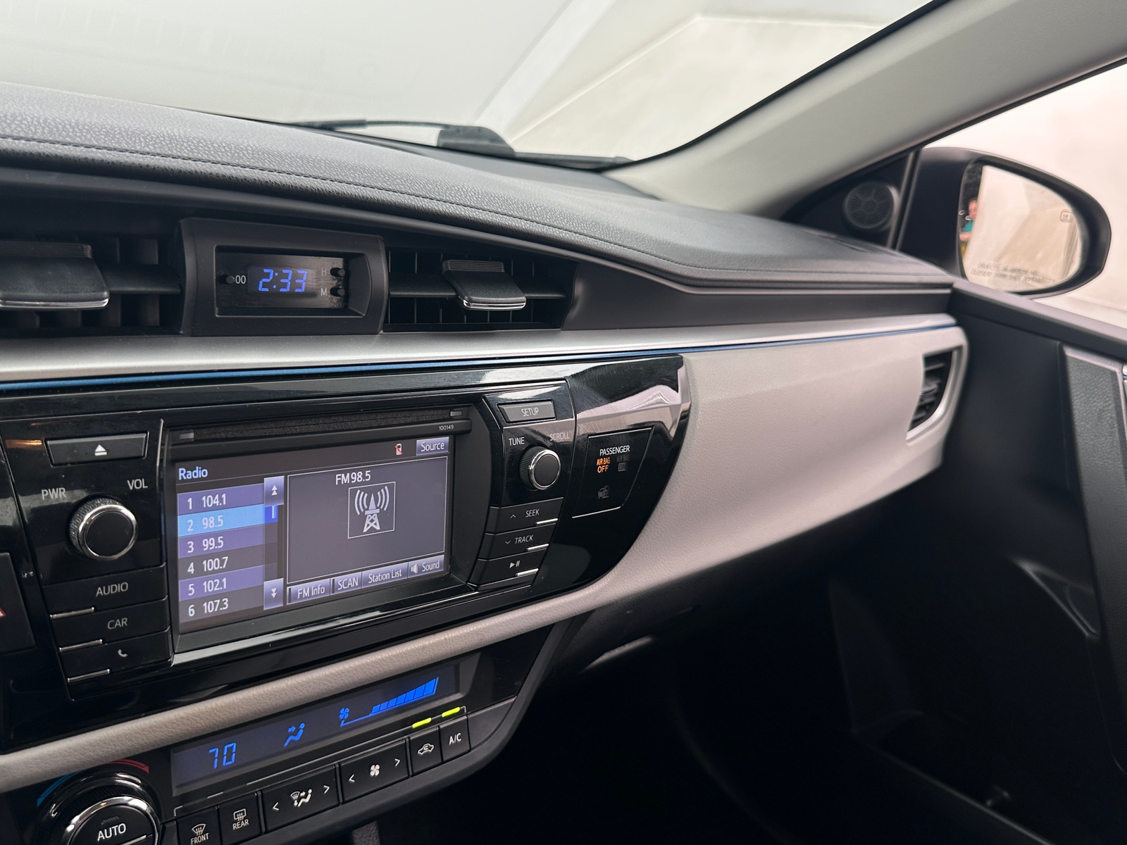 Thumbnail: 2014 Toyota Corolla - 4