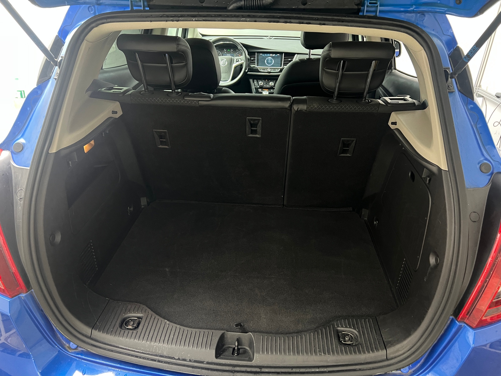 Thumbnail: 2017 Buick Encore - 6