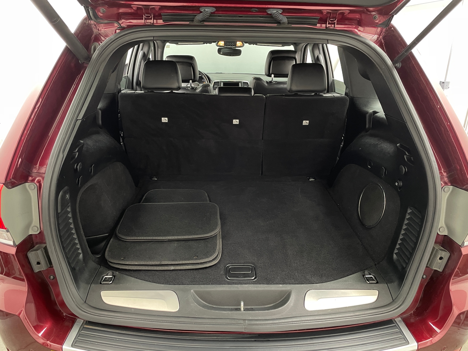Thumbnail: 2018 Jeep Grand Cherokee - 7
