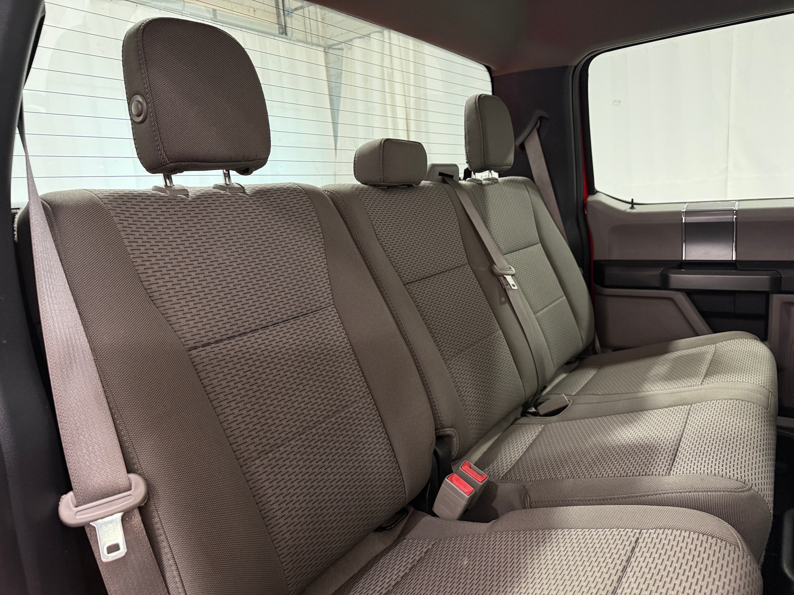 Thumbnail: 2018 Ford Econoline - 6