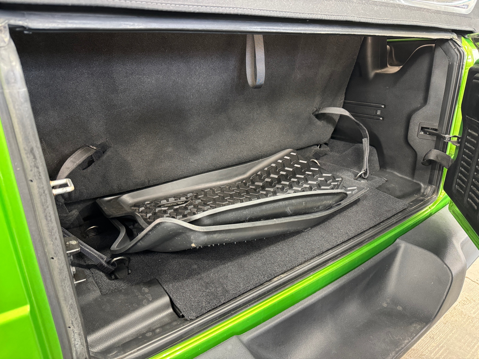 Thumbnail: 2018 Jeep Wrangler - 7