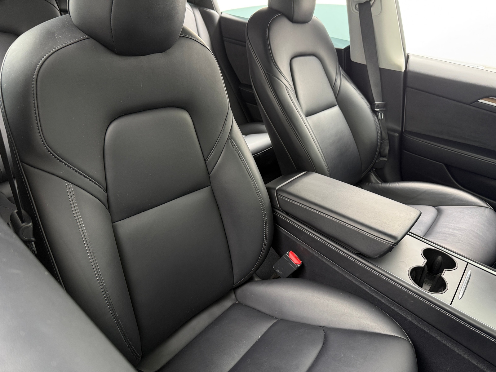 Thumbnail: 2021 Tesla Model 3 - 2