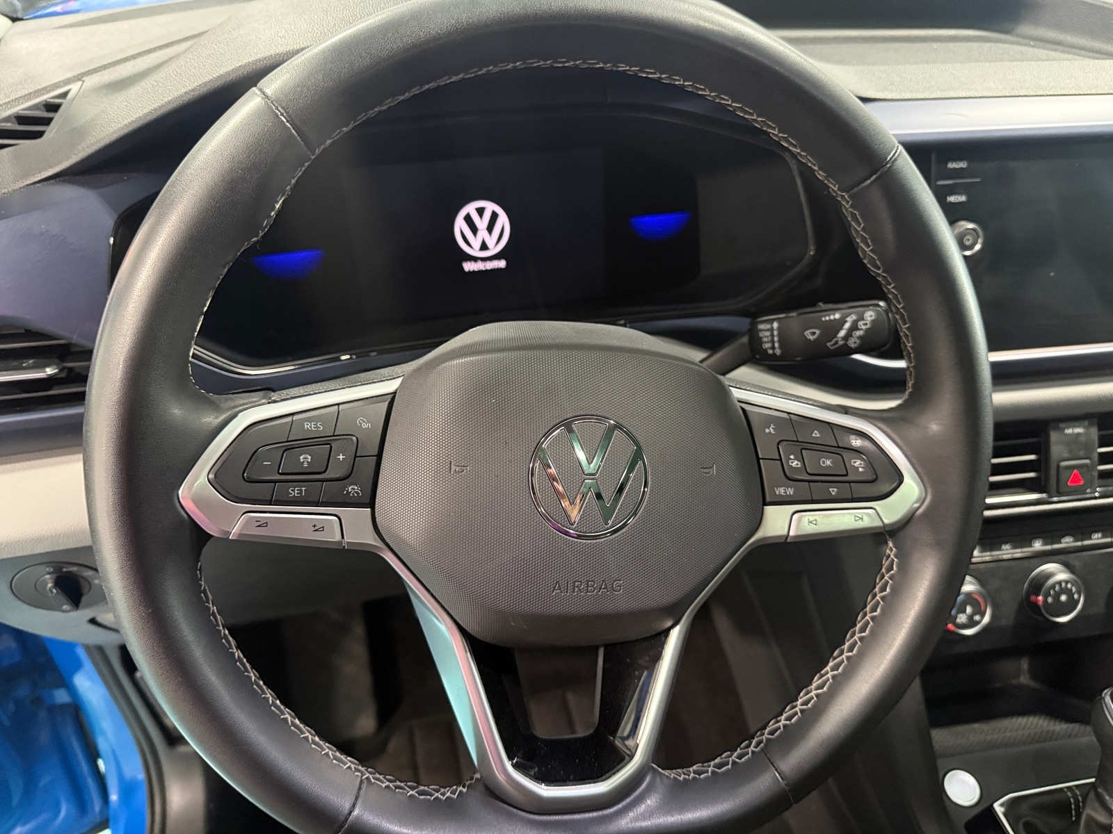 Thumbnail: 2022 Volkswagen Taos - 5