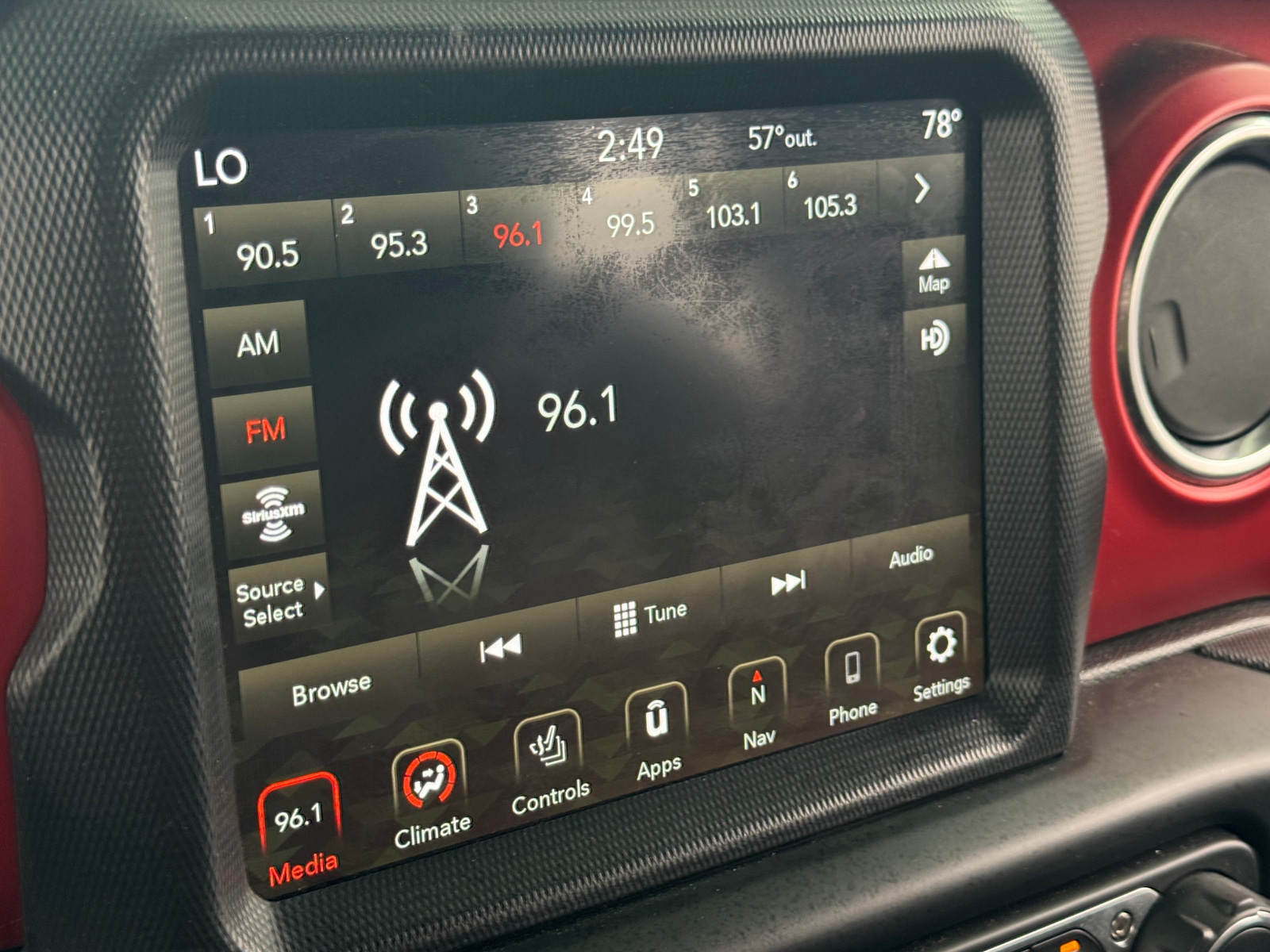 Thumbnail: 2020 Jeep Gladiator - 3