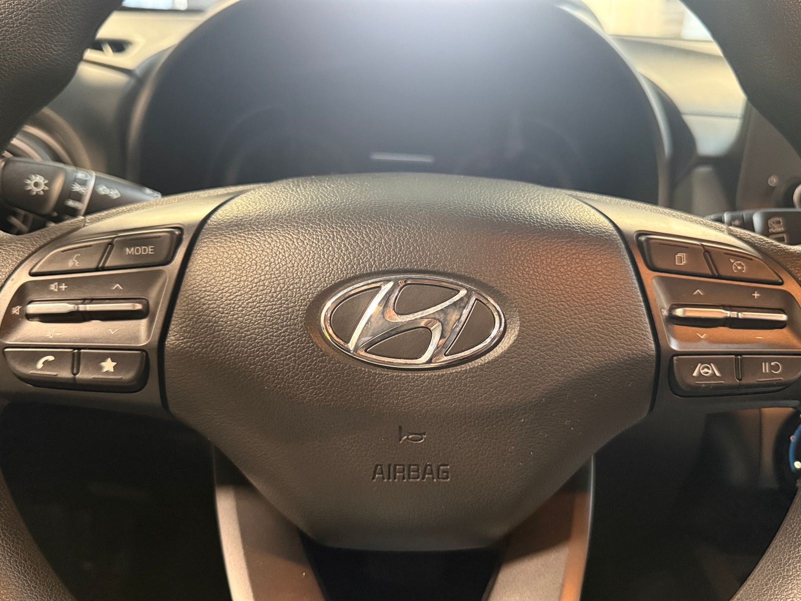Thumbnail: 2022 Hyundai Kona - 5