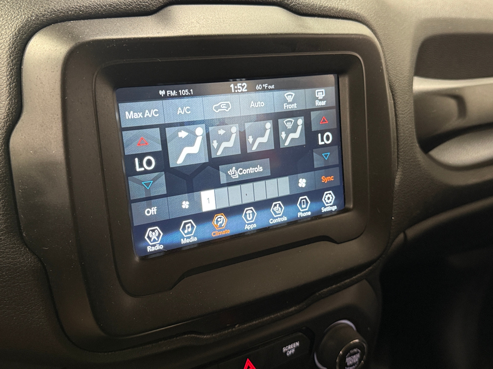 Thumbnail: 2020 Jeep Renegade - 4