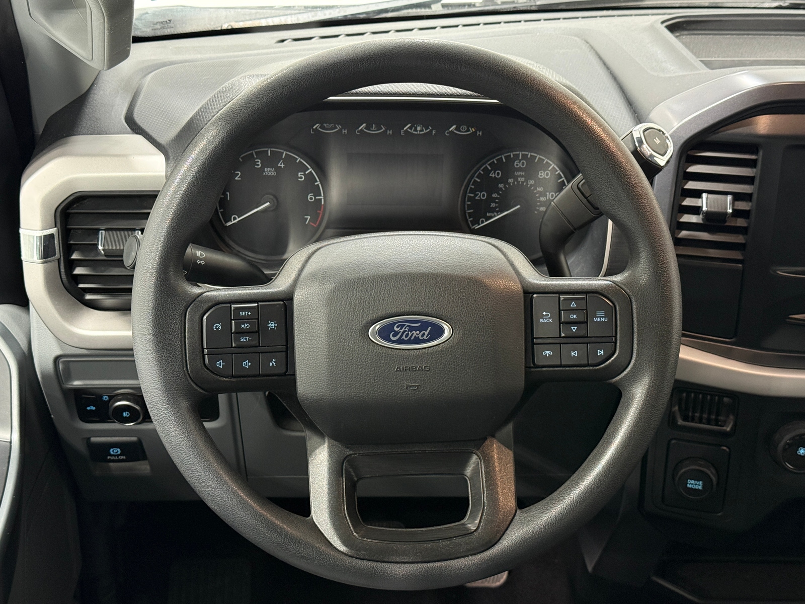 Thumbnail: 2023 Ford Econoline - 5