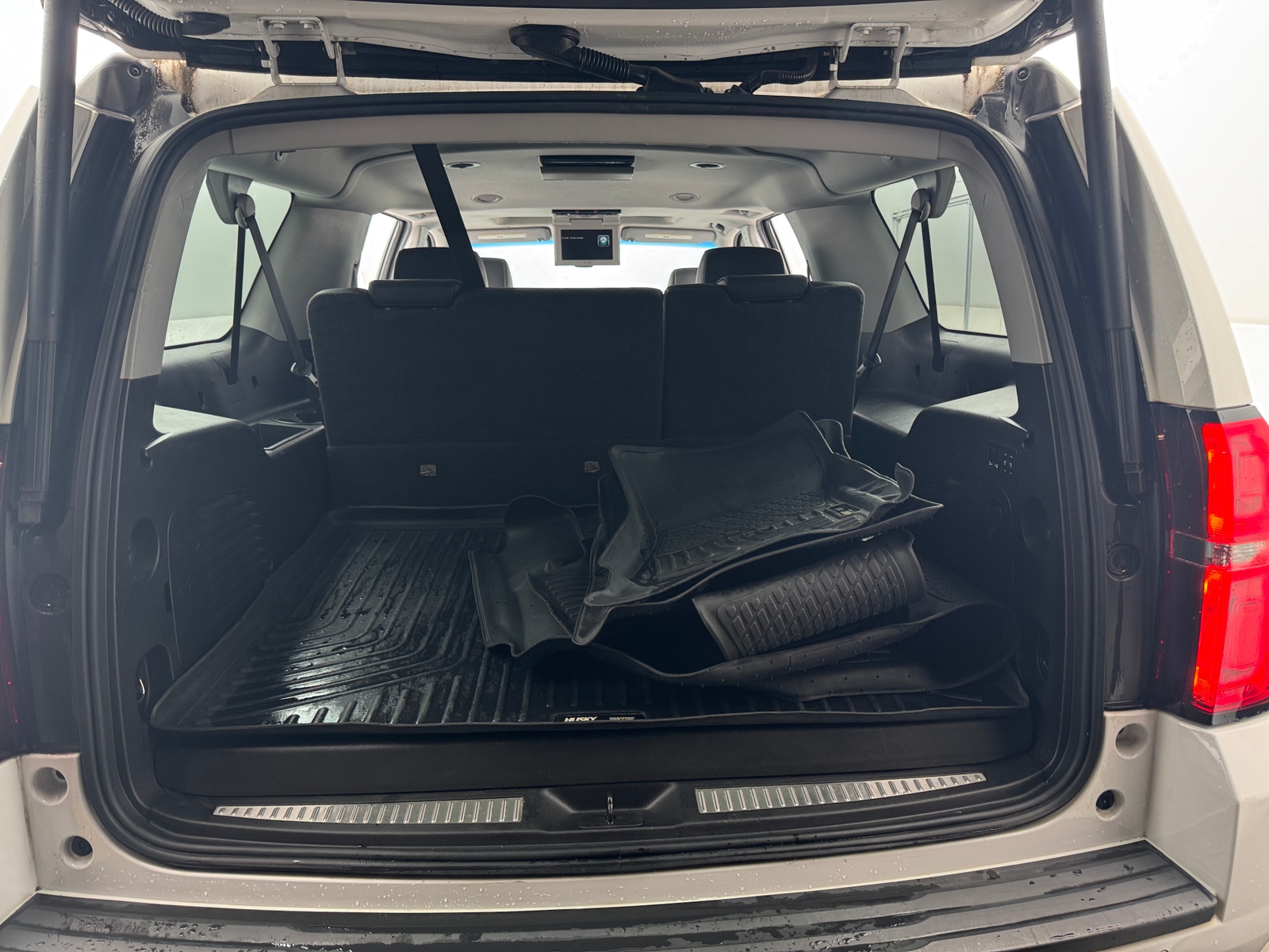 Thumbnail: 2019 Chevrolet Suburban - 6