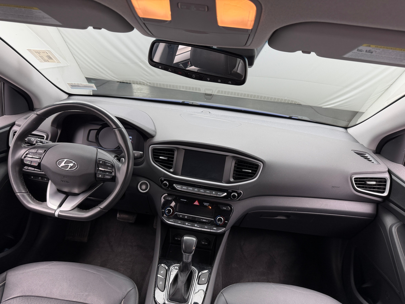 Thumbnail: 2019 Hyundai Ioniq - 2