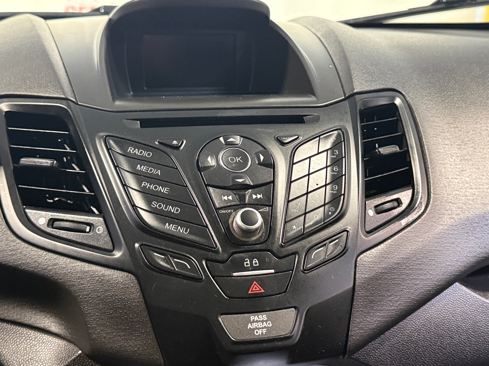 Thumbnail: 2019 Ford Fiesta - 4