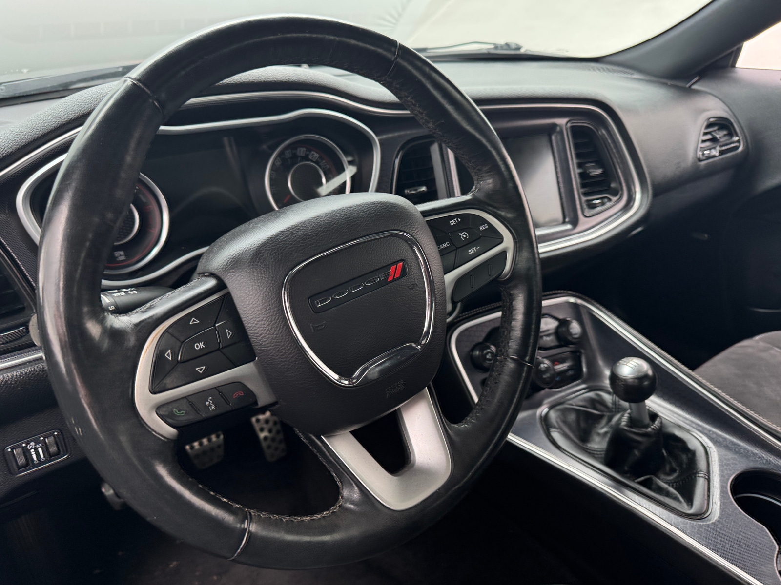 Thumbnail: 2016 Dodge Challenger - 4