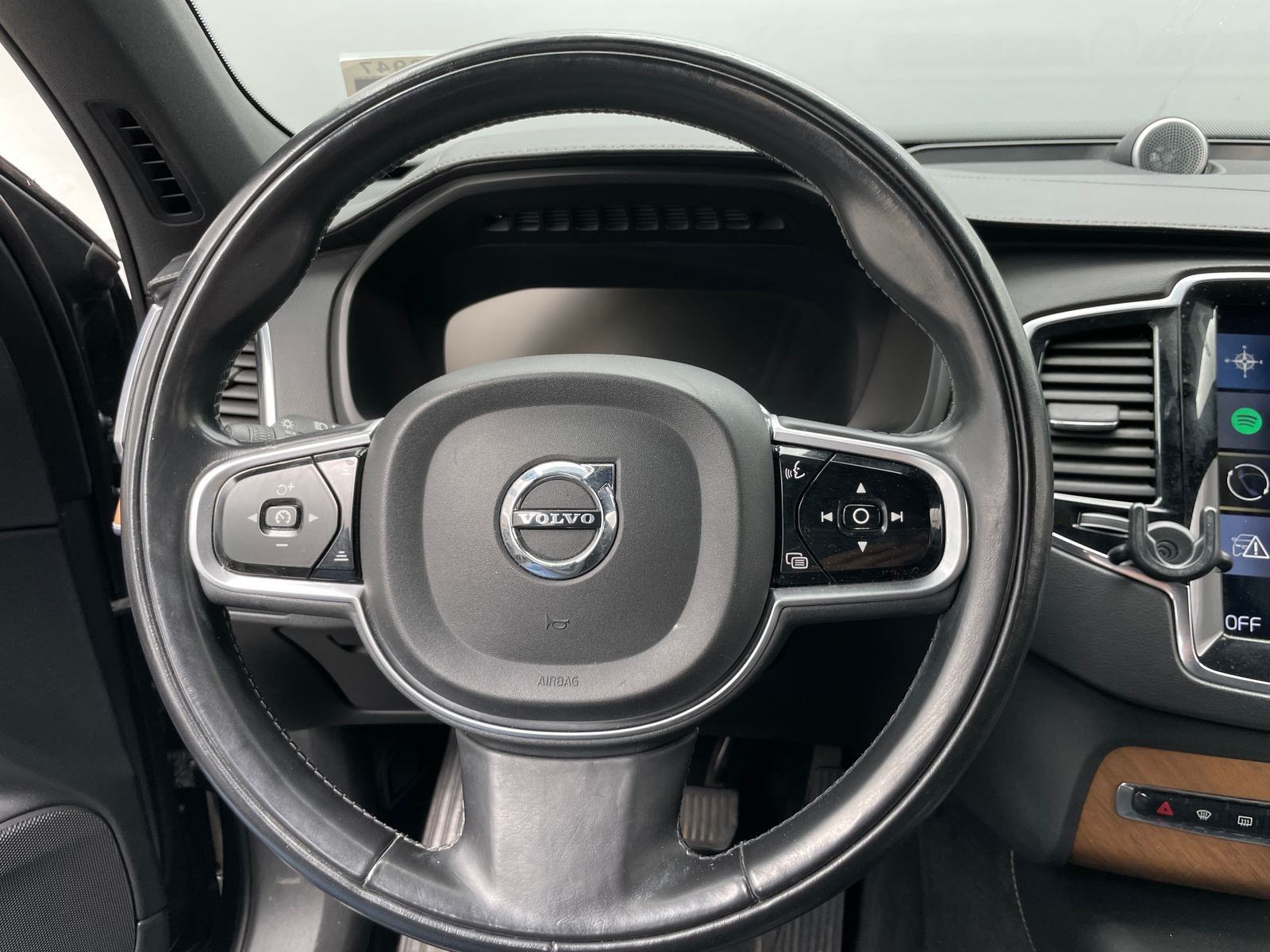 Thumbnail: 2018 Volvo XC90 - 4