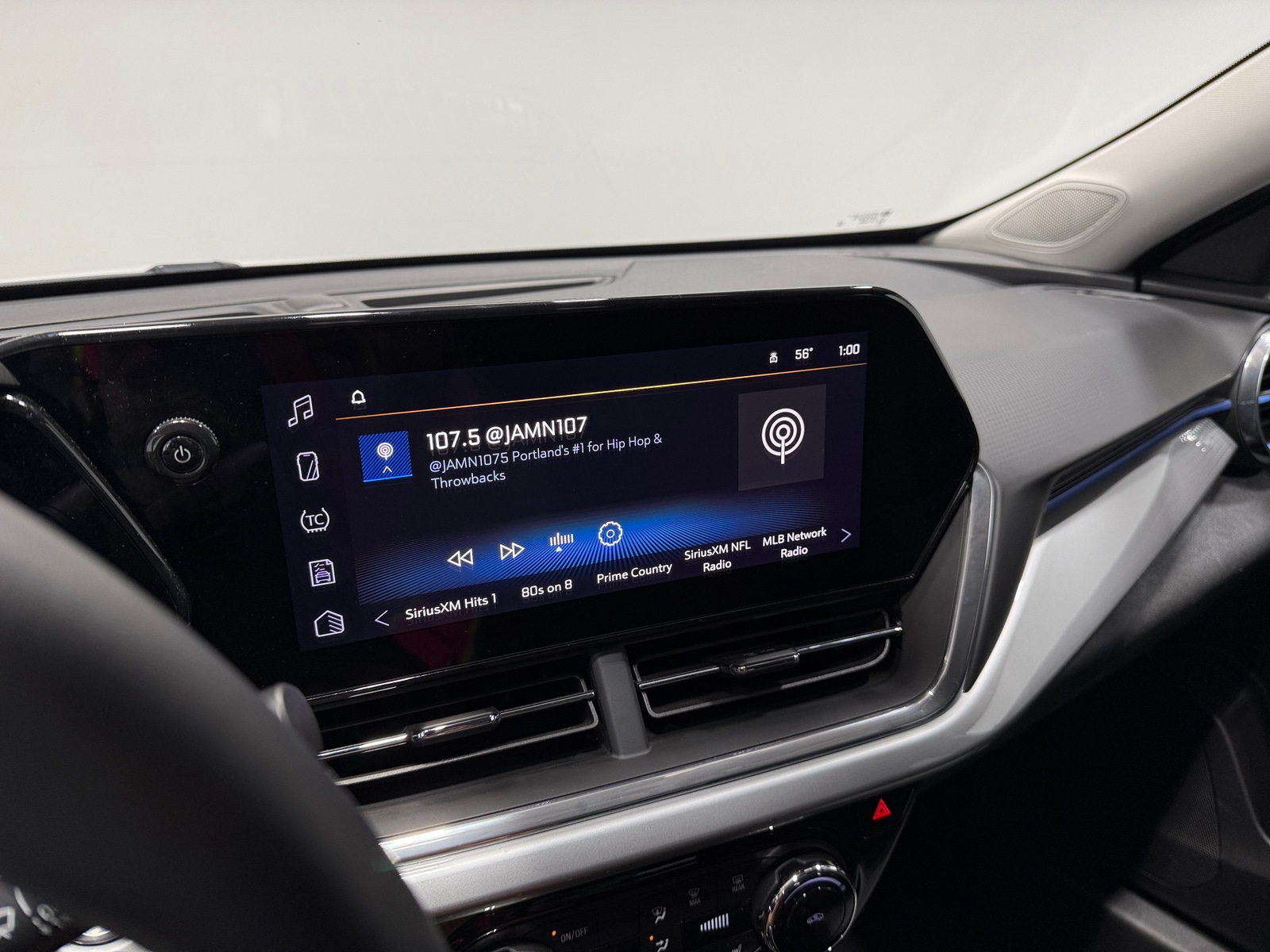 Thumbnail: 2025 Chevrolet Trax - 4