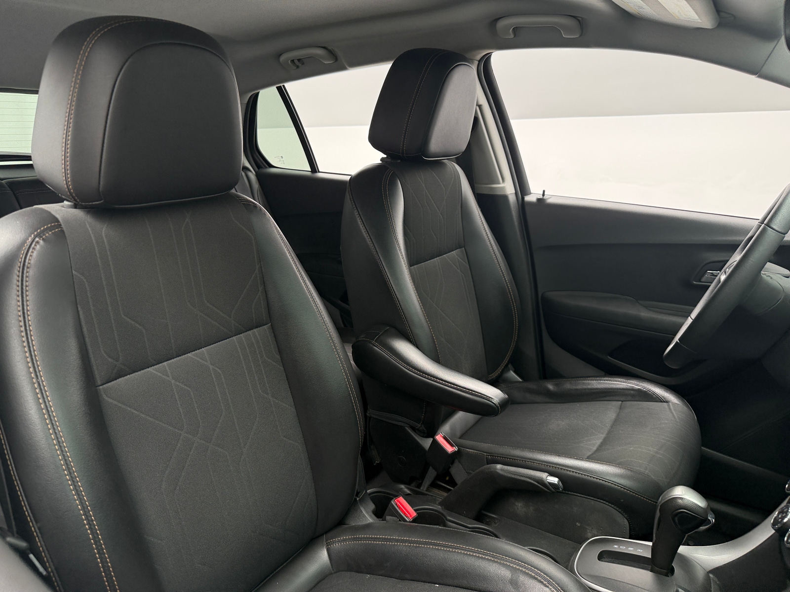 Thumbnail: 2019 Chevrolet Trax - 2