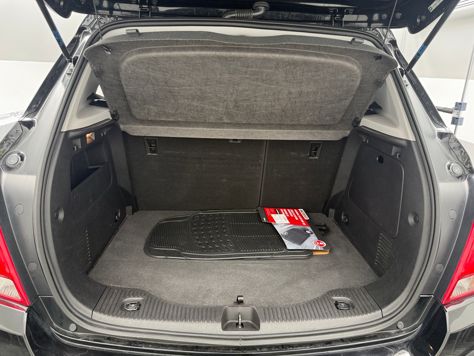 Thumbnail: 2019 Chevrolet Trax - 7