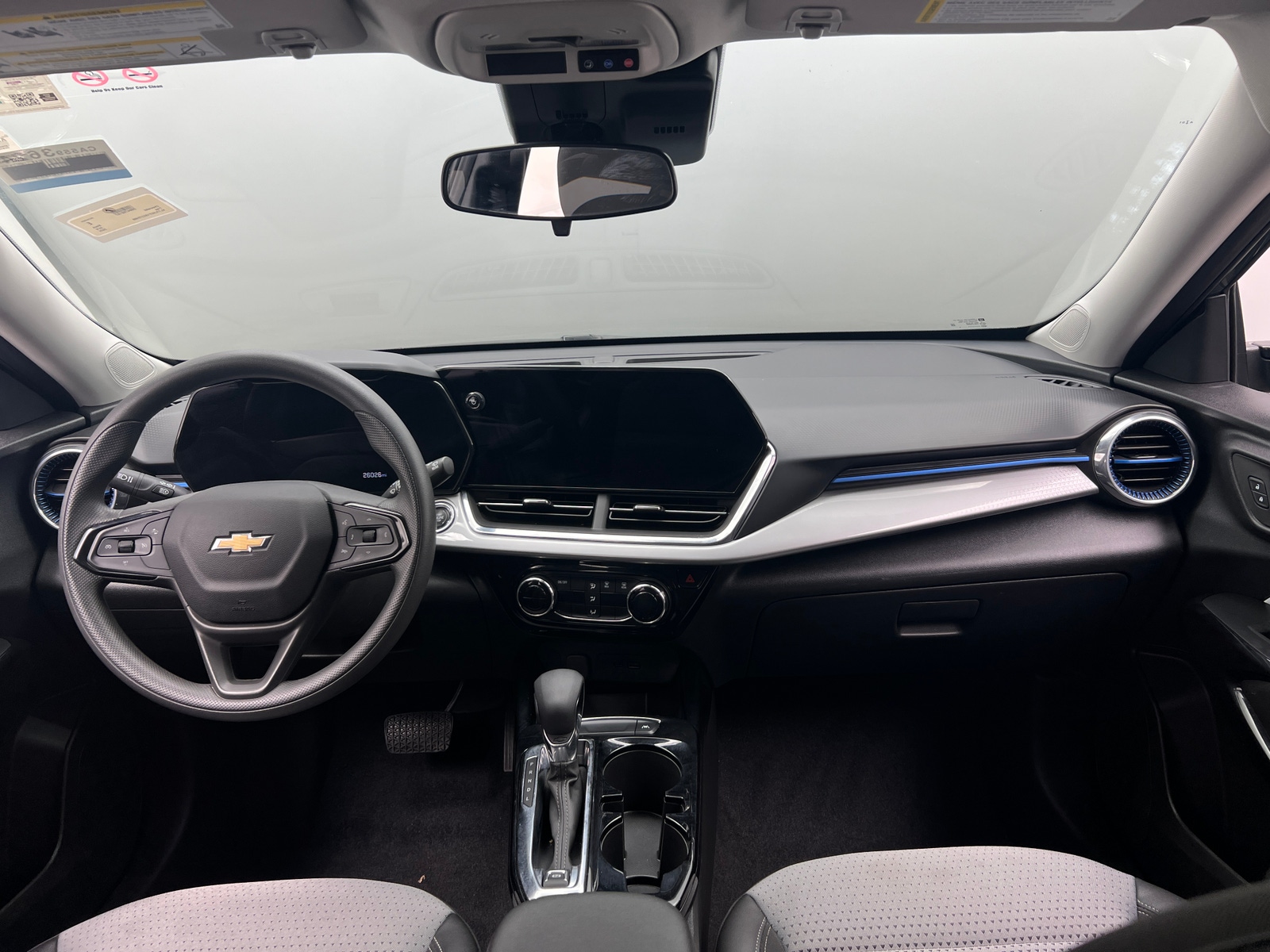 Thumbnail: 2025 Chevrolet Trax - 3