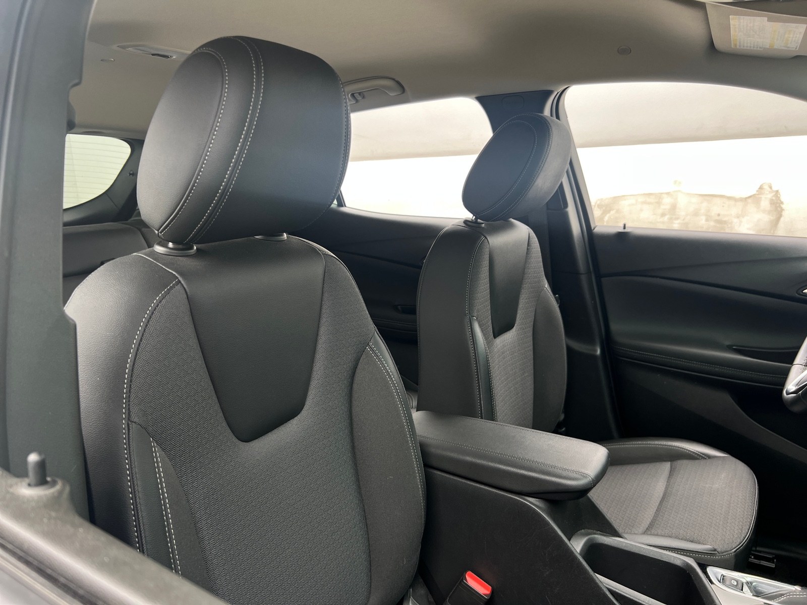 Thumbnail: 2023 Buick Encore GX - 2