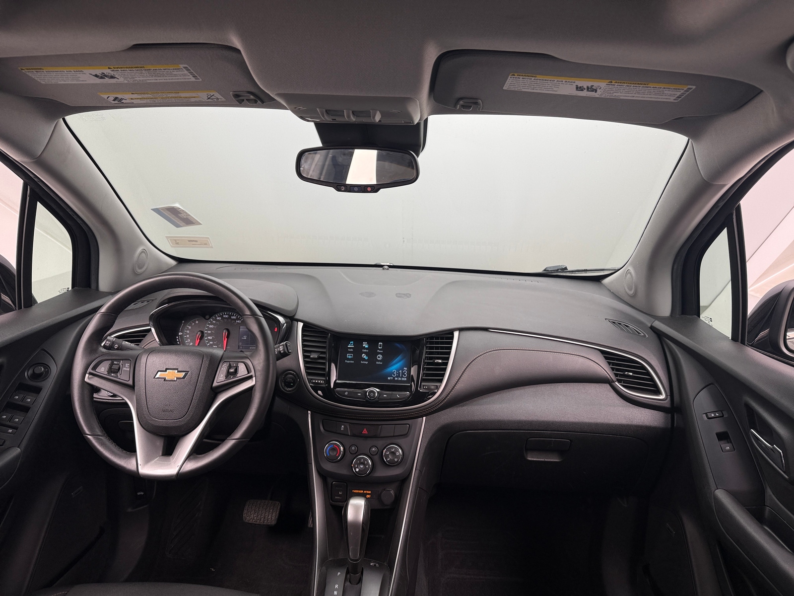 Thumbnail: 2017 Chevrolet Trax - 3