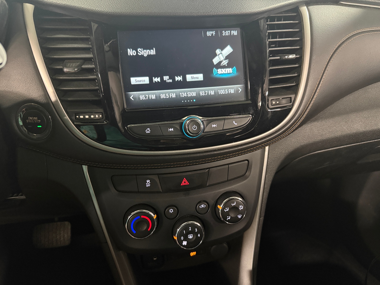 Thumbnail: 2017 Chevrolet Trax - 4