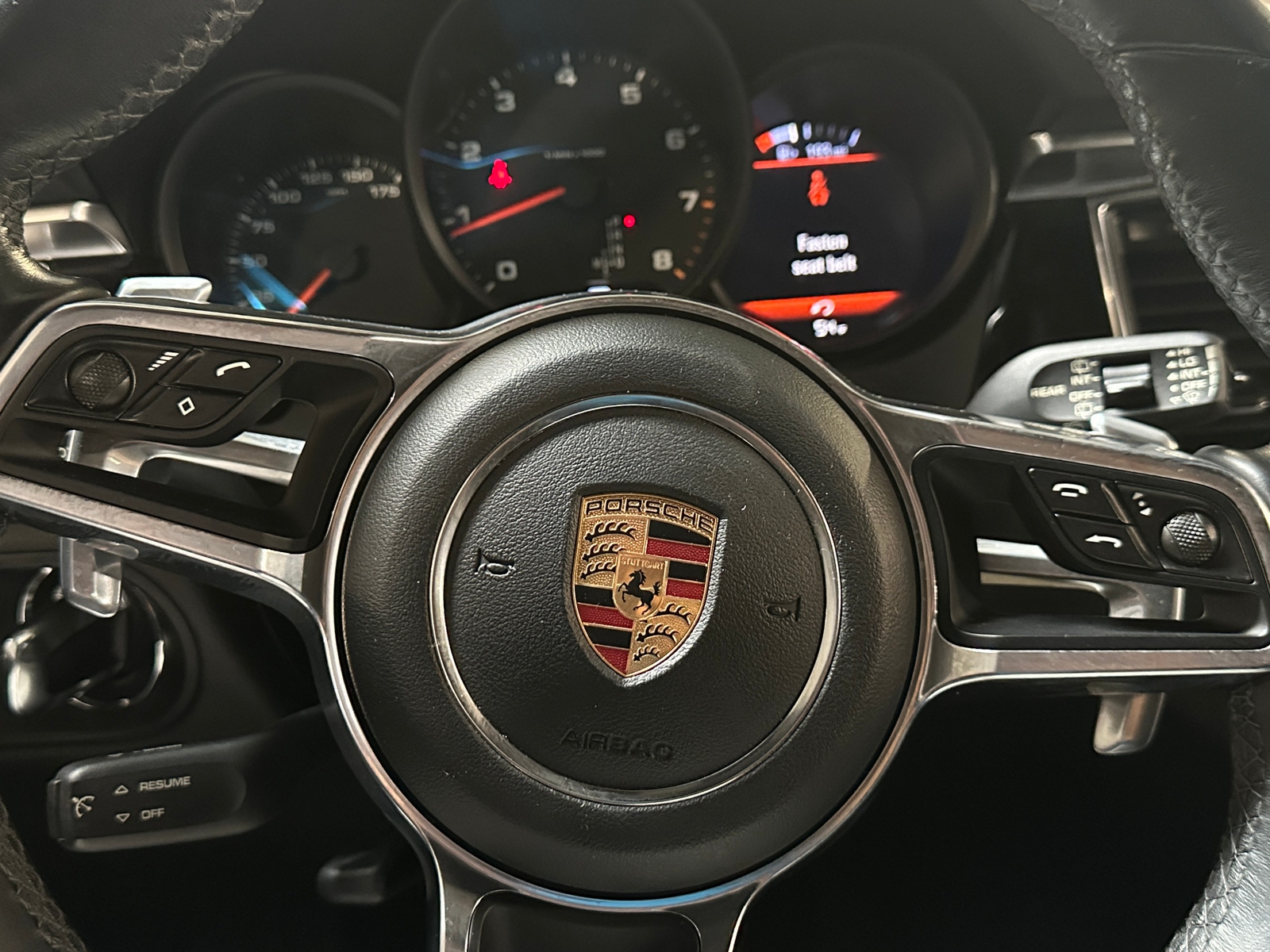 Thumbnail: 2017 Porsche Macan - 4